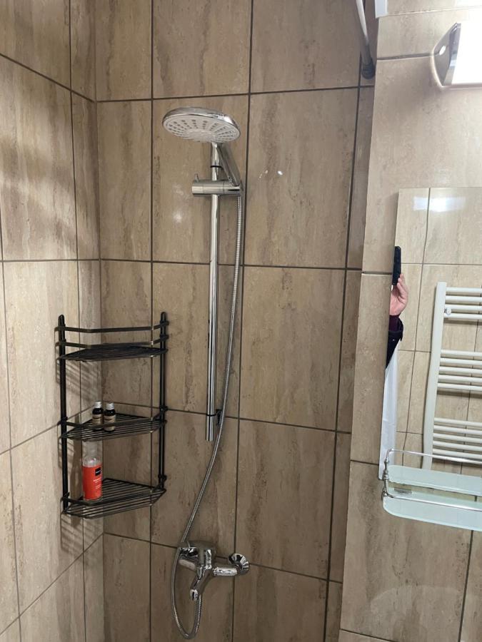 Central Studio Lcs Hunedoara Luaran gambar