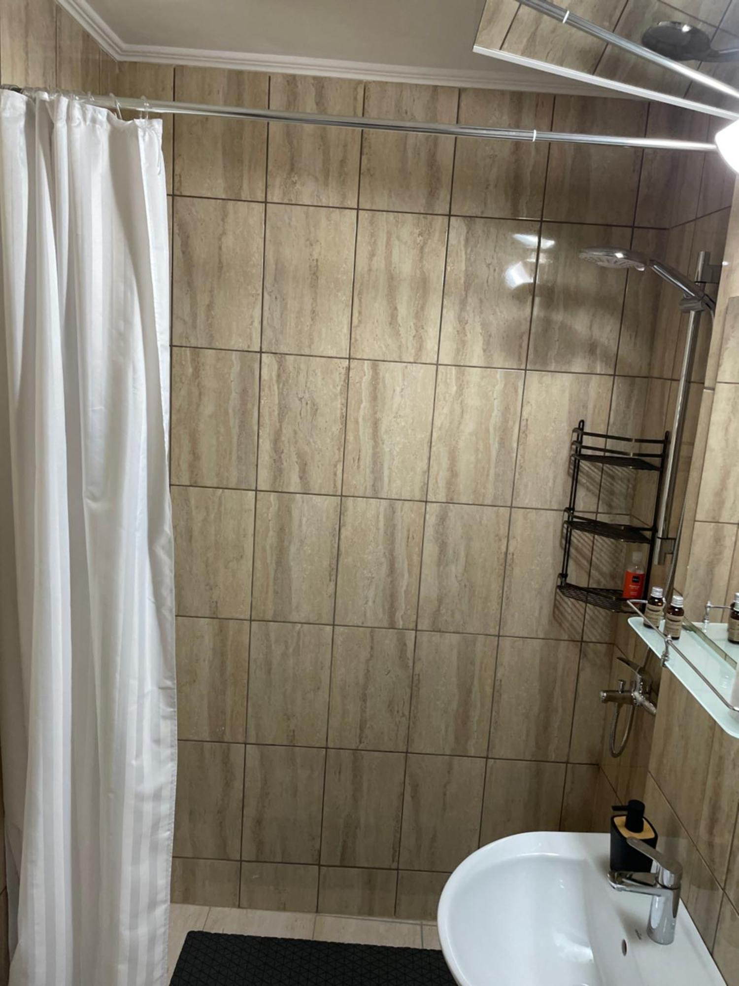 Central Studio Lcs Hunedoara Luaran gambar